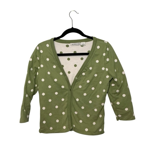 Liz Claiborne Sweaters - Liz Claiborne Green and White Polka Dot Top 100% Cotton